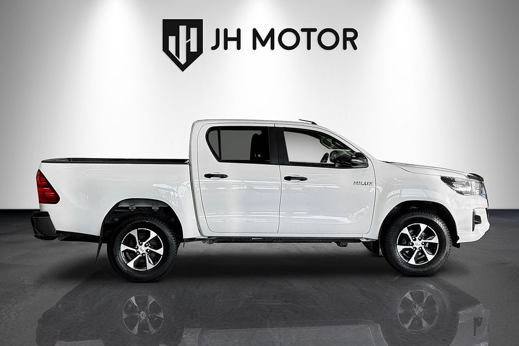 Toyota HiLux 2020 - miniatyr 9