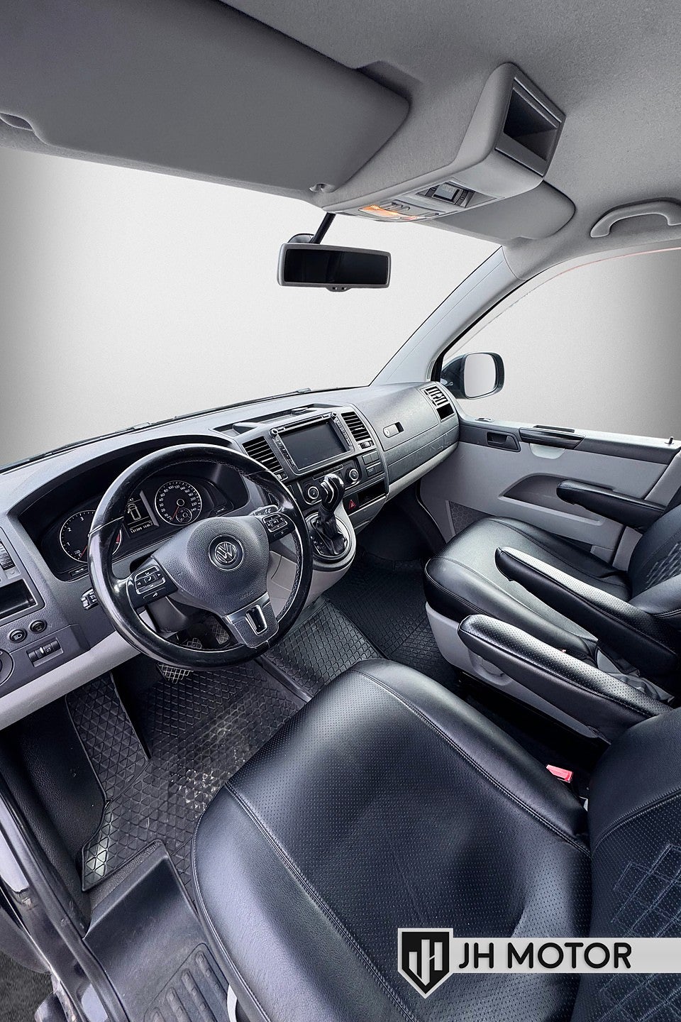 Volkswagen Transporter 2015 - miniatyr 13