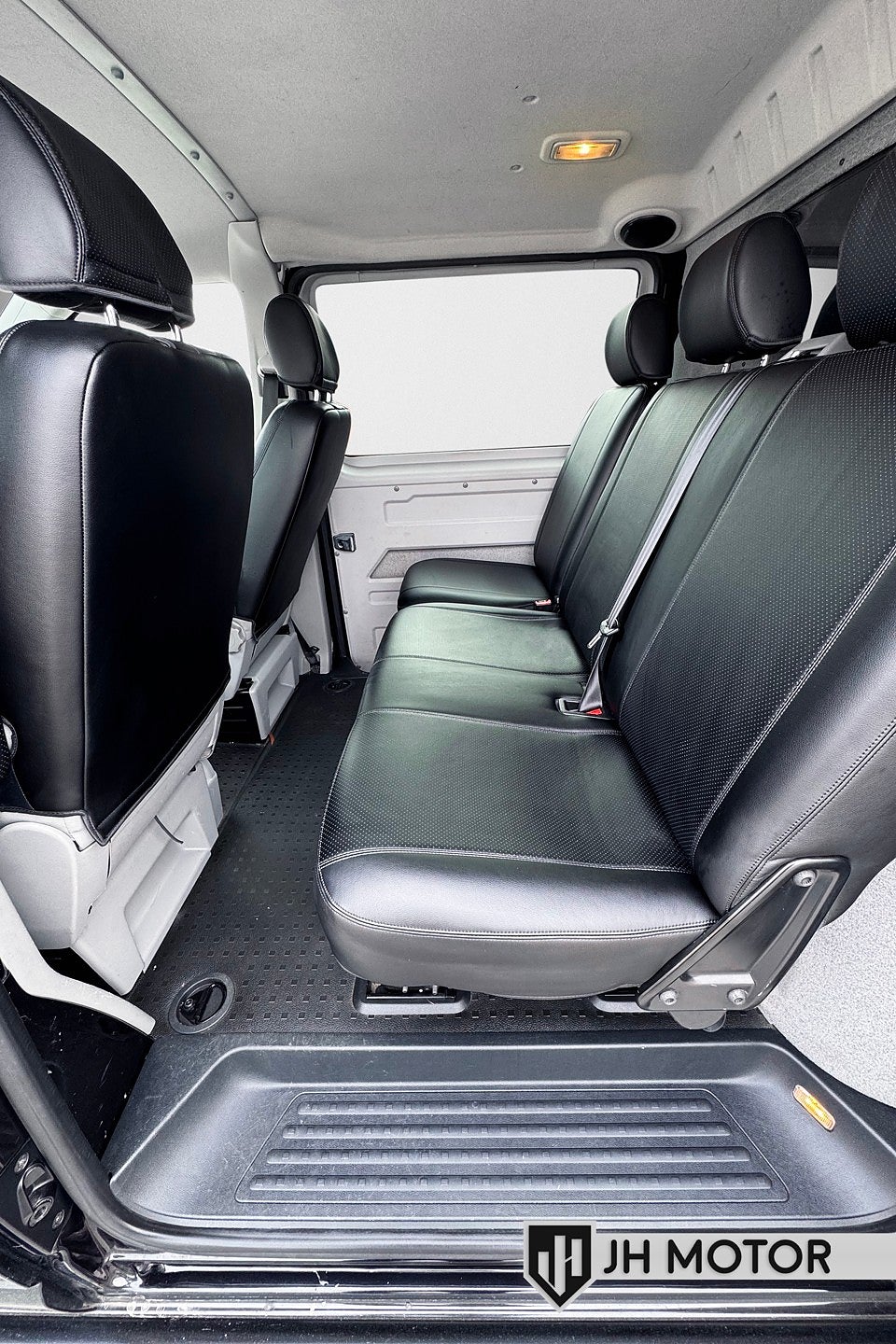 Volkswagen Transporter 2015 - miniatyr 15