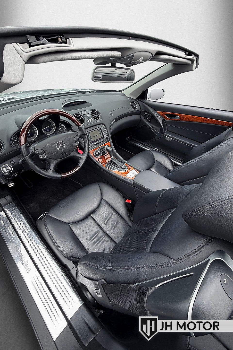 Mercedes-Benz SL 2007 - miniatyr 18