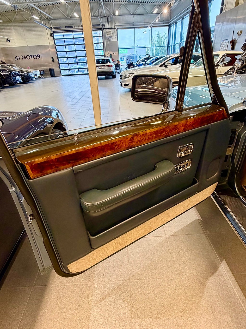 Rolls-Royce Silver Spur 1985 - miniatyr 26