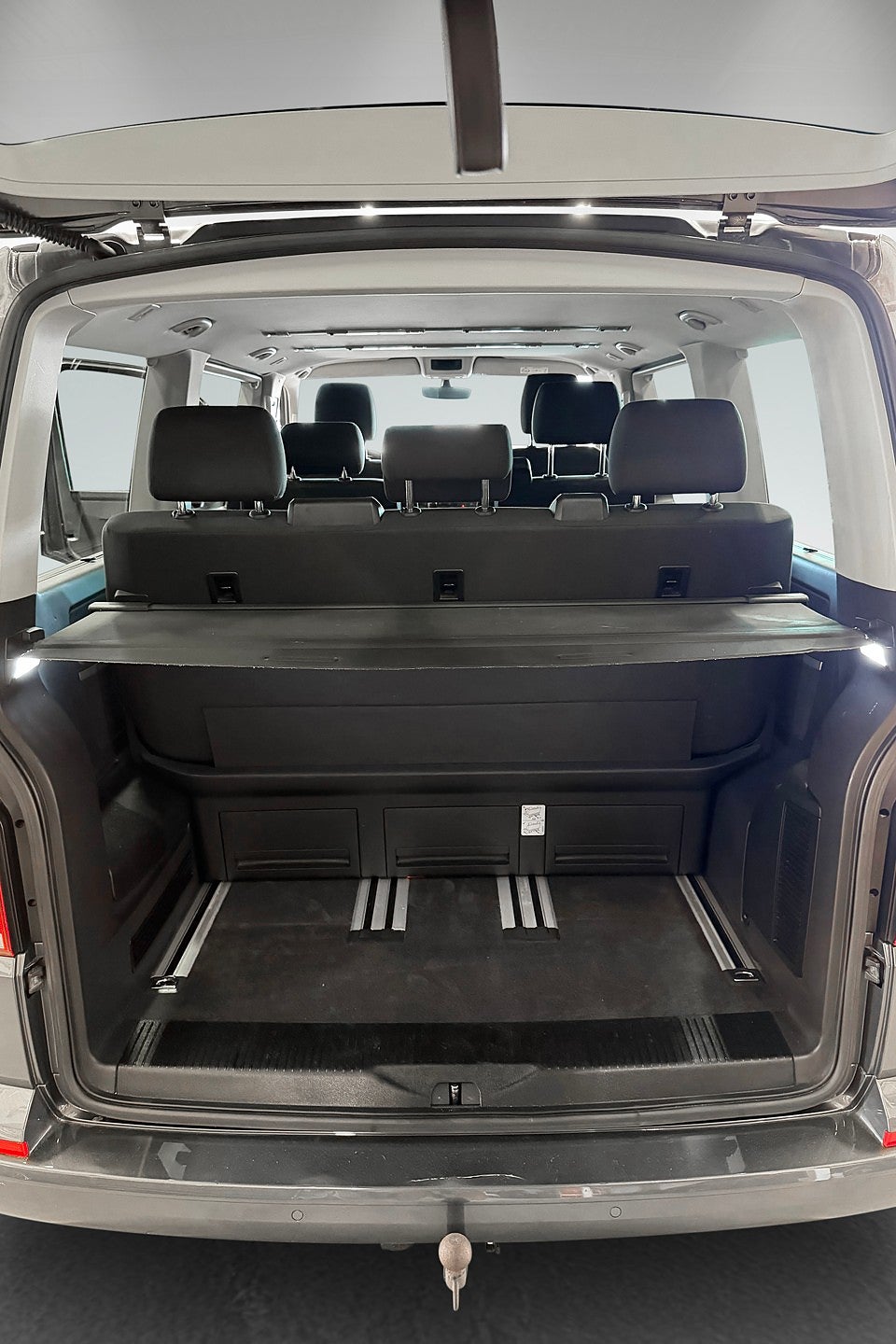 Volkswagen Multivan 2021 - miniatyr 18