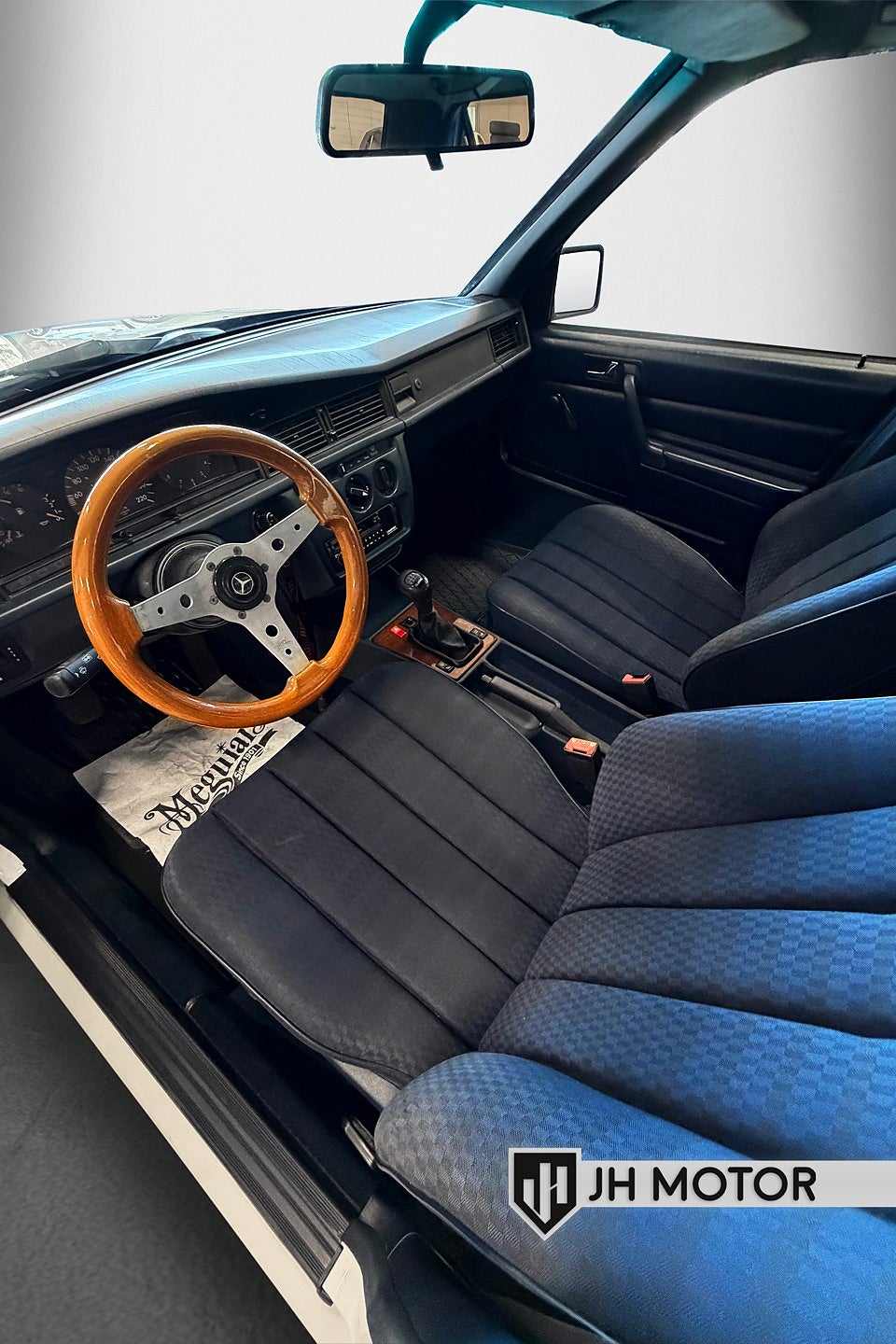 Mercedes-Benz 190 E 1992 - miniatyr 16