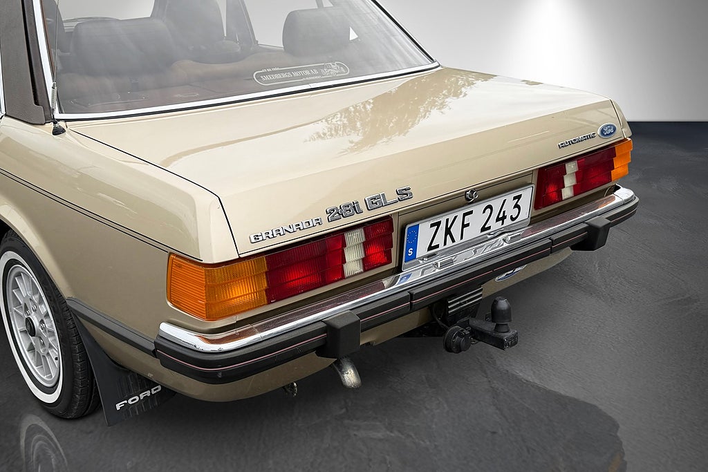 Ford Granada 1979 - miniatyr 12