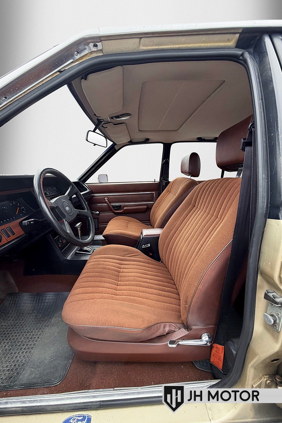Ford Granada 1979 - miniatyr 14