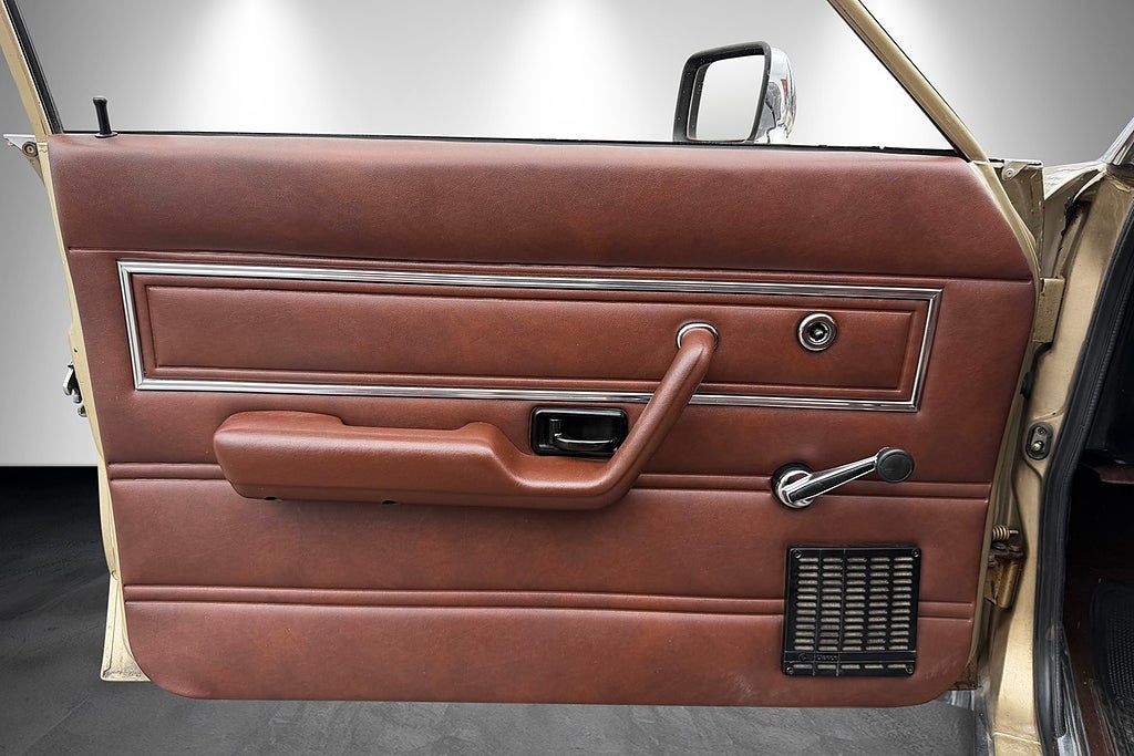 Ford Granada 1979 - miniatyr 18