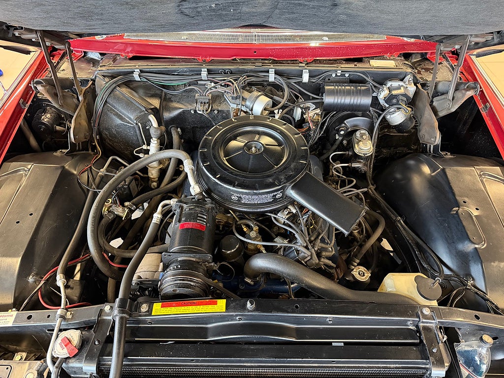 Cadillac Convertible 1965 - miniatyr 25
