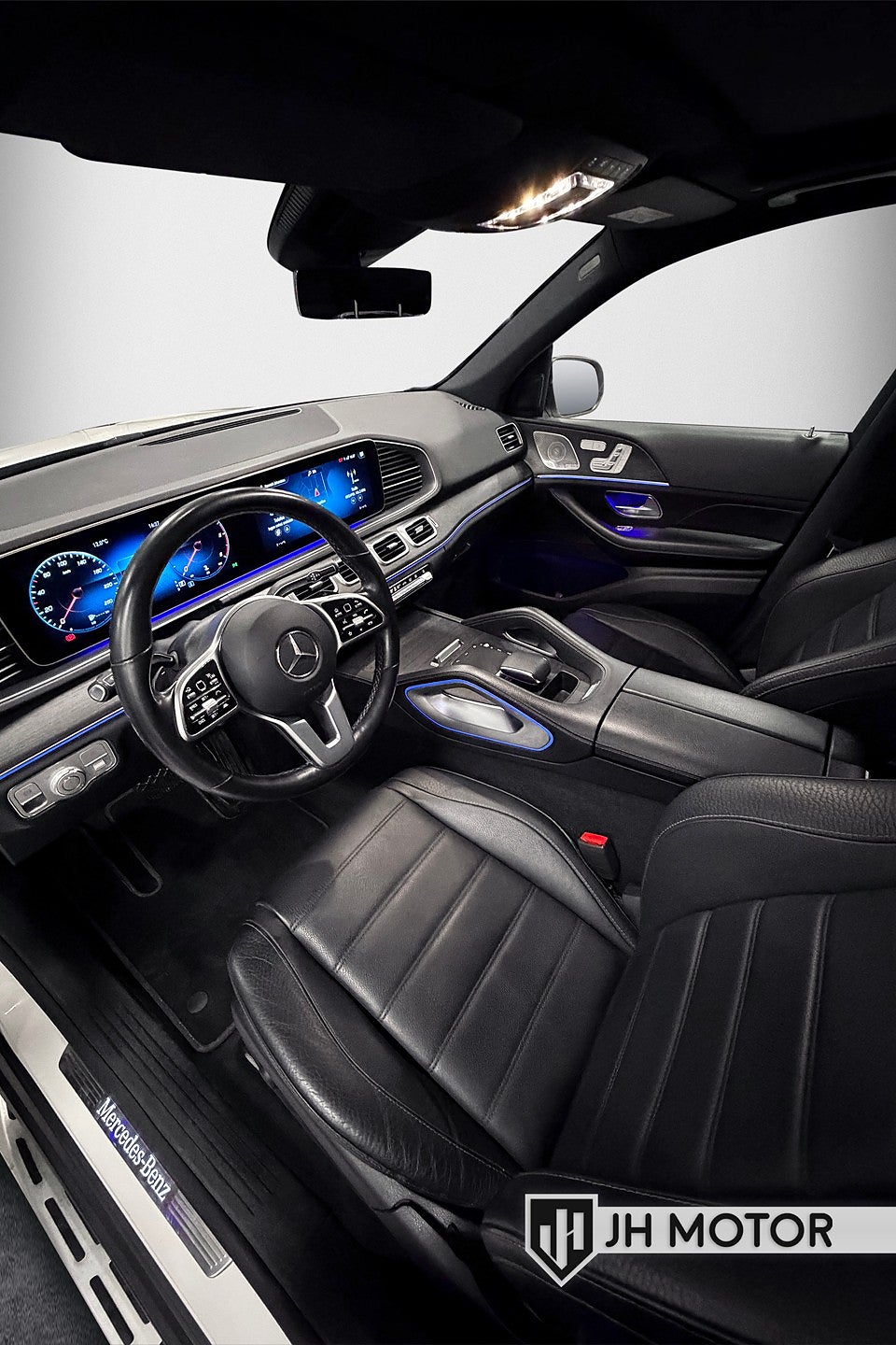 Mercedes-Benz GLE 2022 - miniatyr 16
