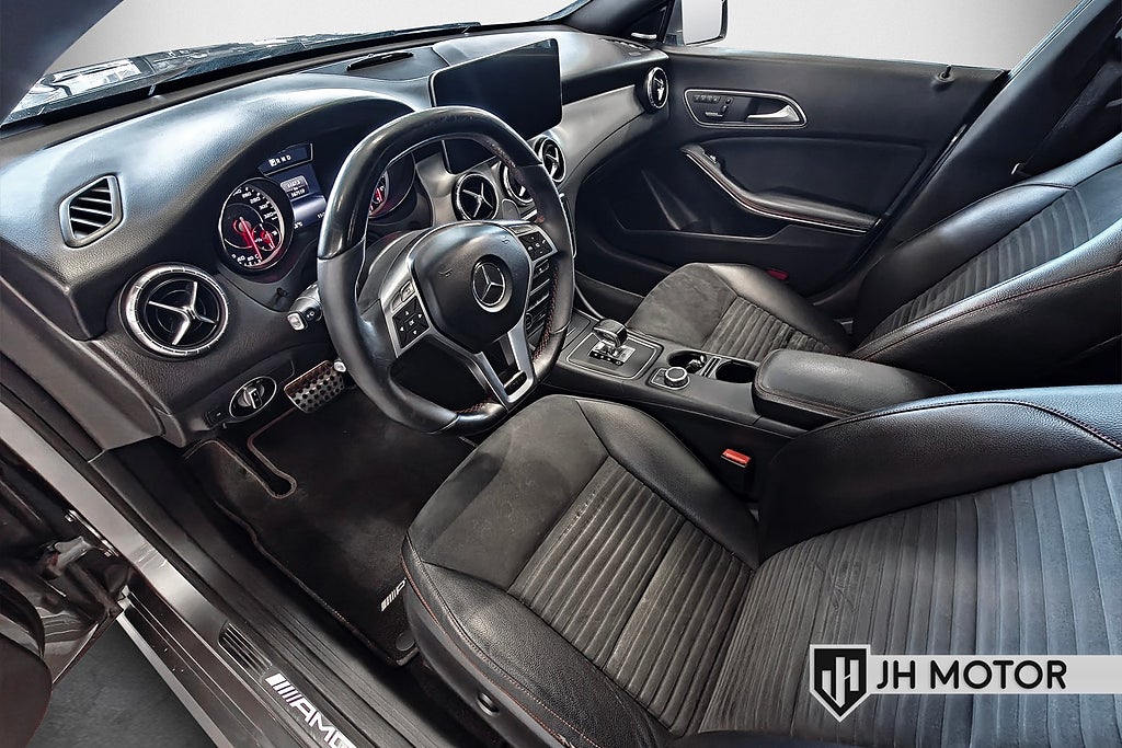 Mercedes-Benz CLA45 2014 - miniatyr 12