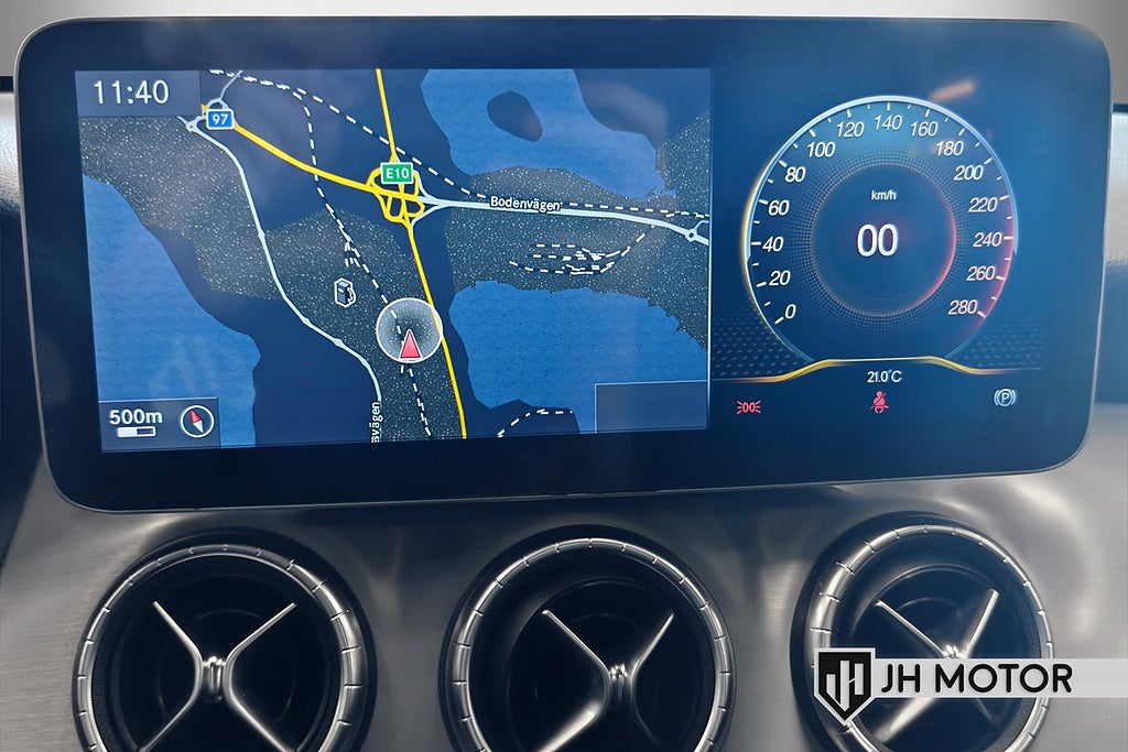 Mercedes-Benz CLA45 2014 - miniatyr 18