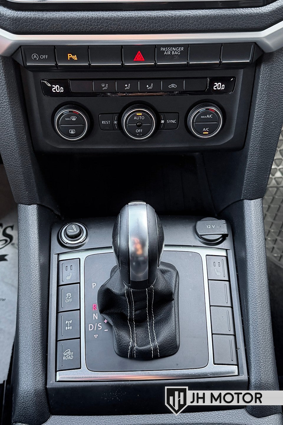 Volkswagen Amarok 2019 - miniatyr 14
