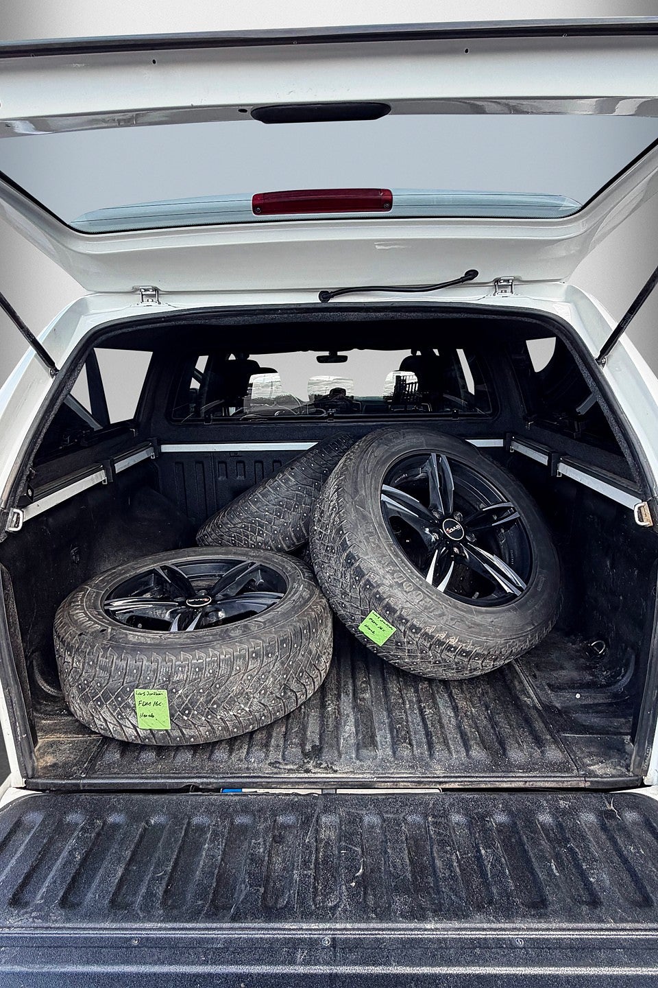 Volkswagen Amarok 2019 - miniatyr 18