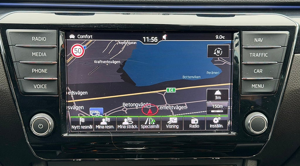 Skoda Superb 2016 - miniatyr 17