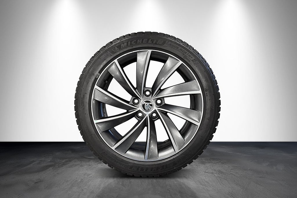Skoda Superb 2016 - miniatyr 22