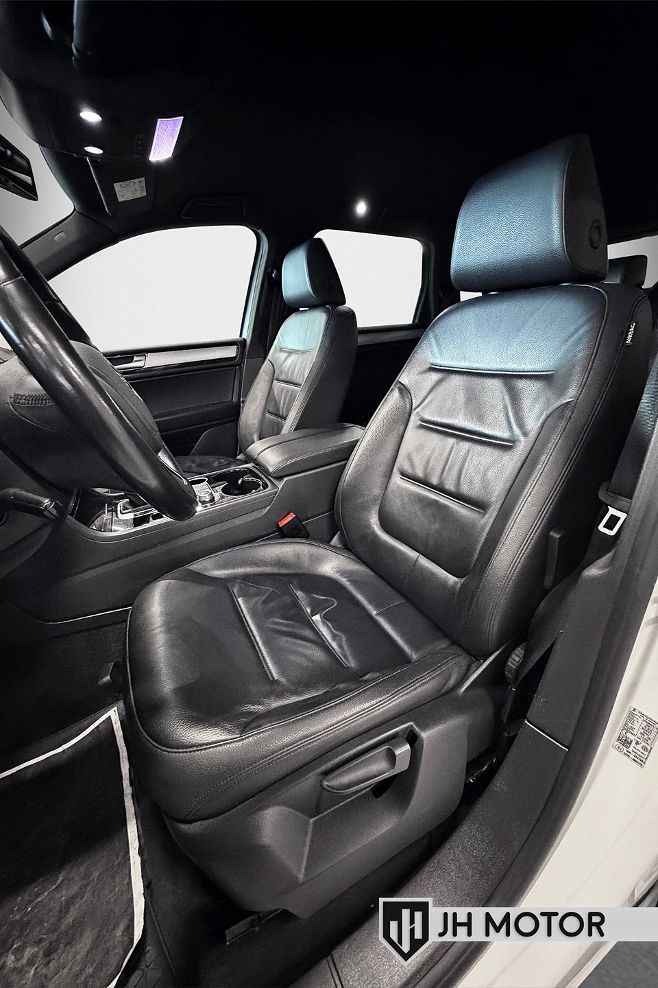 Volkswagen Touareg 2015 - miniatyr 12