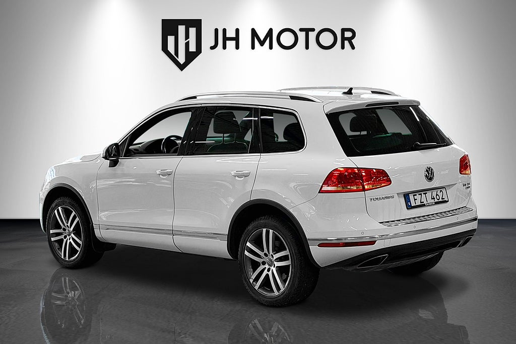 Volkswagen Touareg 2015 - miniatyr 4