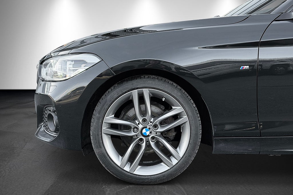 BMW 118d 2017 - miniatyr 11