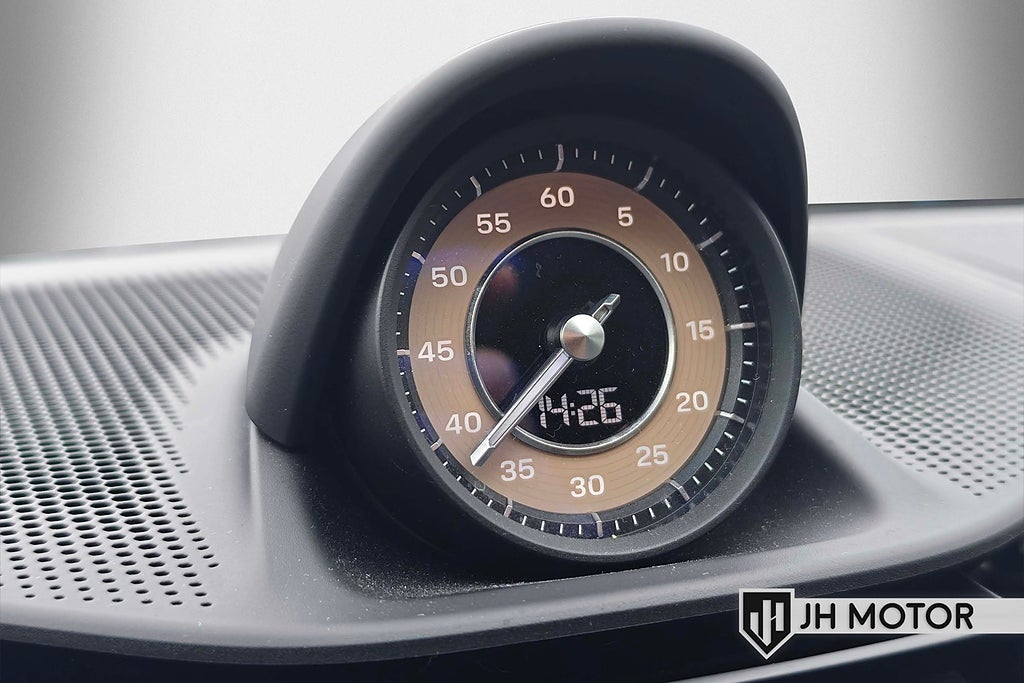 Porsche Taycan 2022 - miniatyr 17