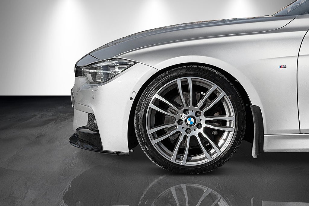 BMW 330i 2019 - miniatyr 11