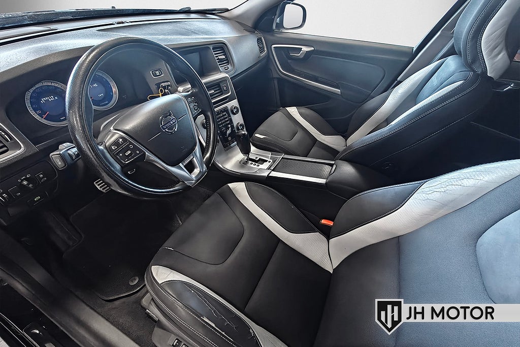 Volvo V60 2011 - miniatyr 11