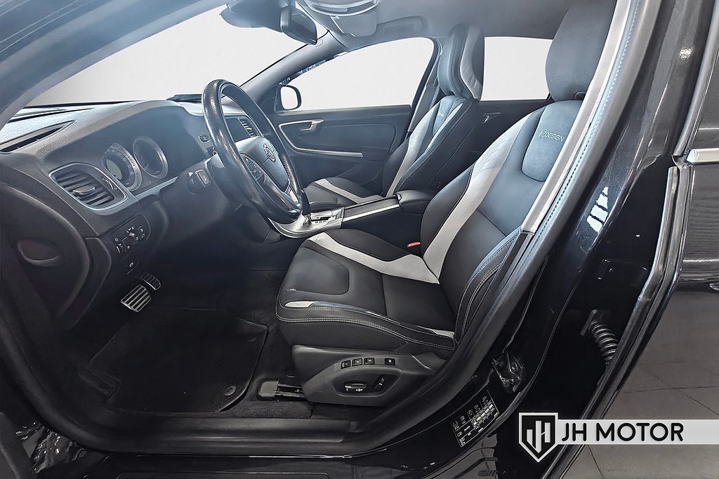 Volvo V60 2011 - miniatyr 10