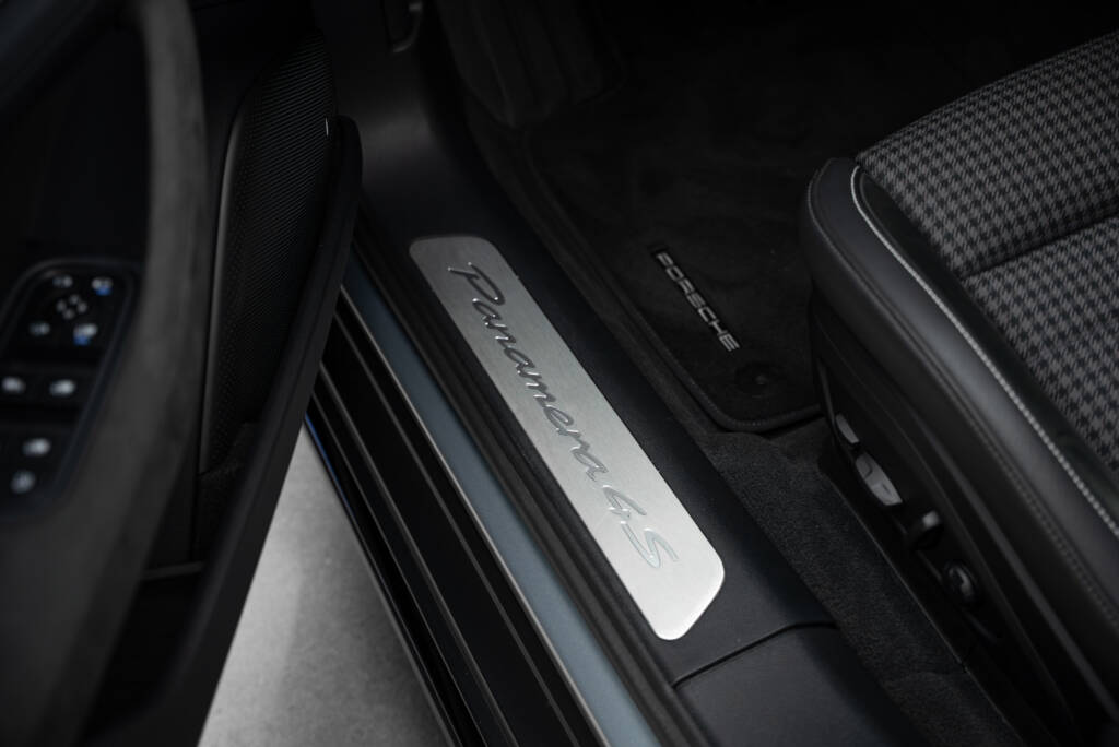 Porsche Panamera 4S E-Hybrid - miniatyr 11
