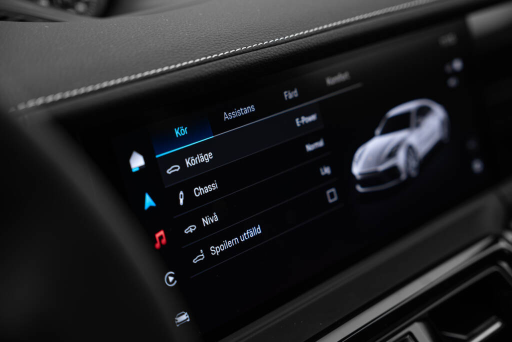 Porsche Panamera 4S E-Hybrid - miniatyr 15