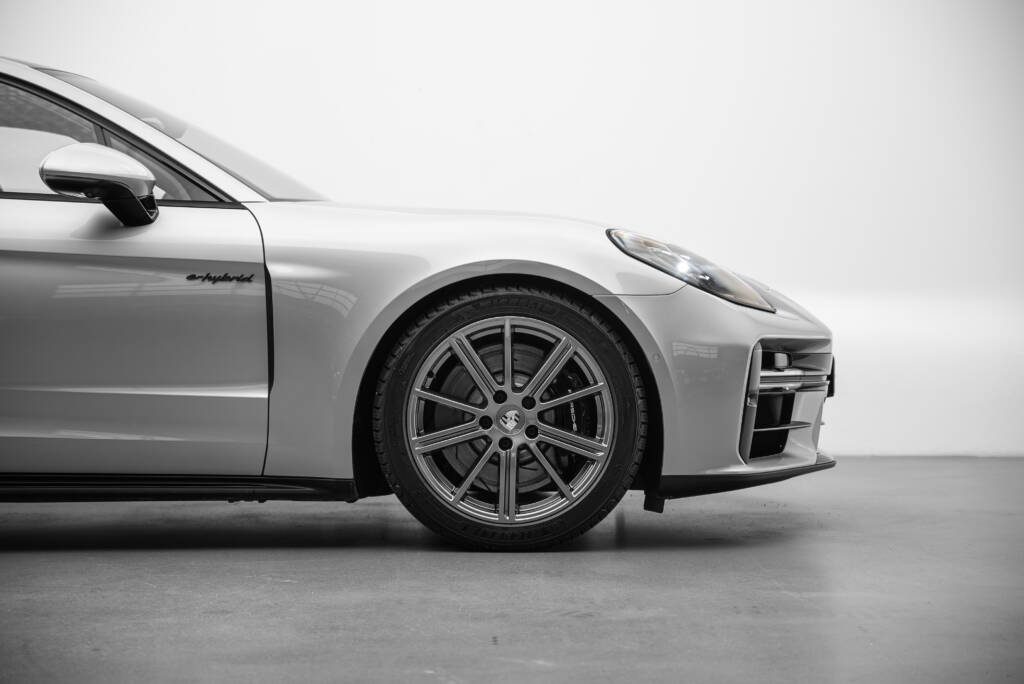 Porsche Panamera 4S E-Hybrid - miniatyr 18