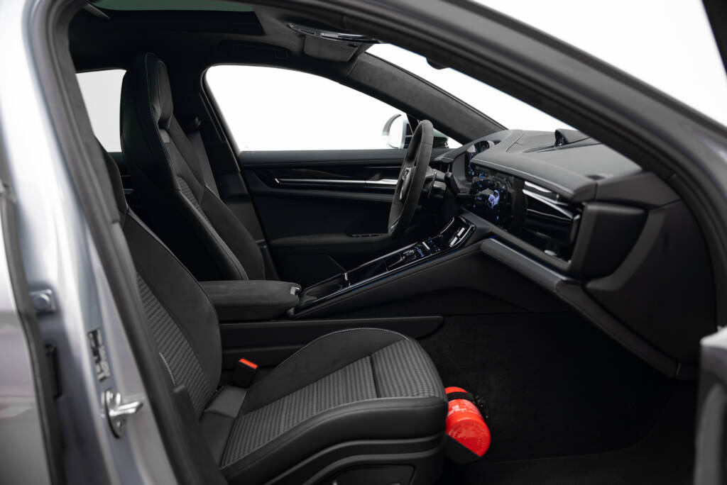 Porsche Panamera 4S E-Hybrid - miniatyr 19
