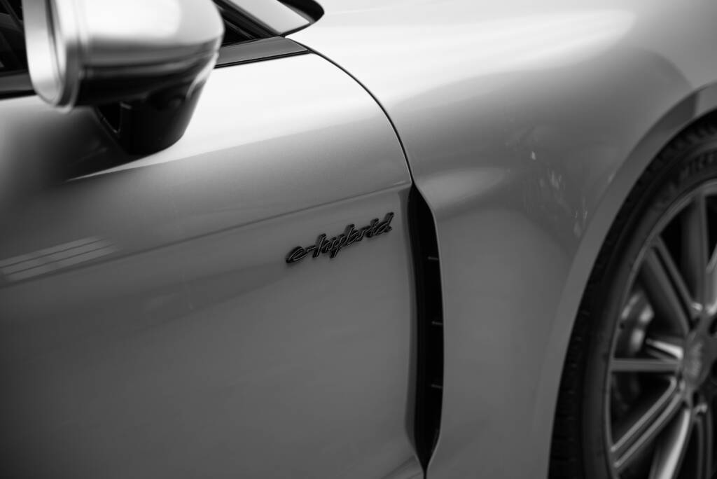 Porsche Panamera 4S E-Hybrid - miniatyr 25