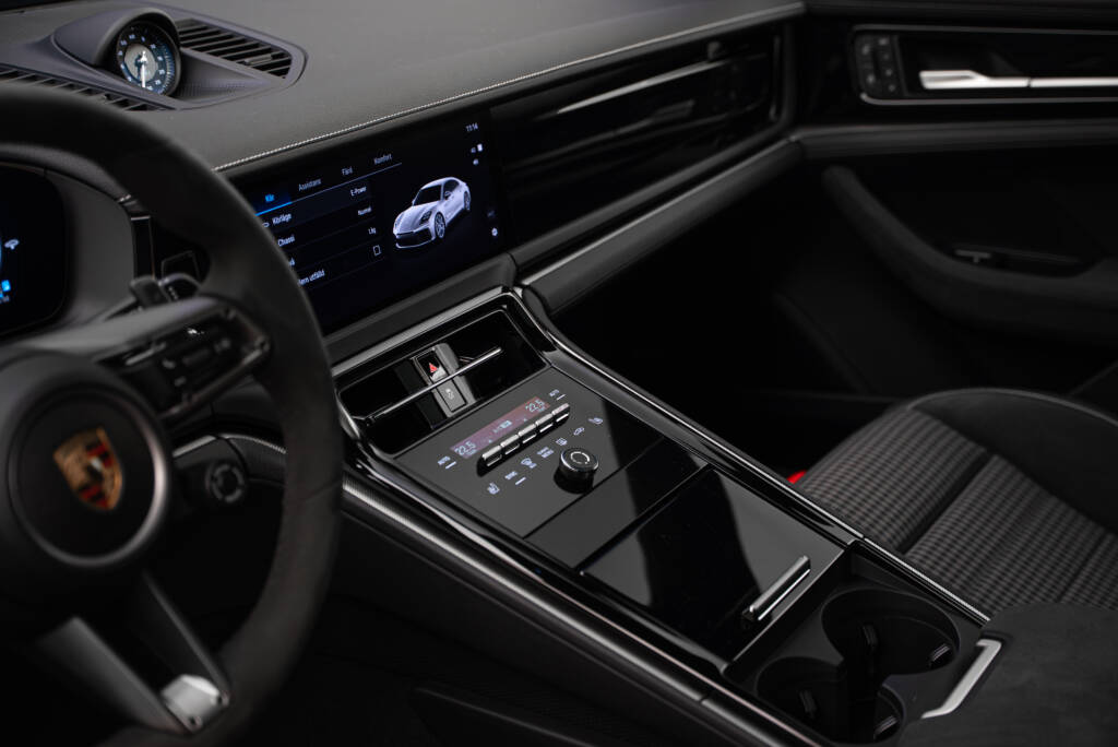 Porsche Panamera 4S E-Hybrid - miniatyr 10