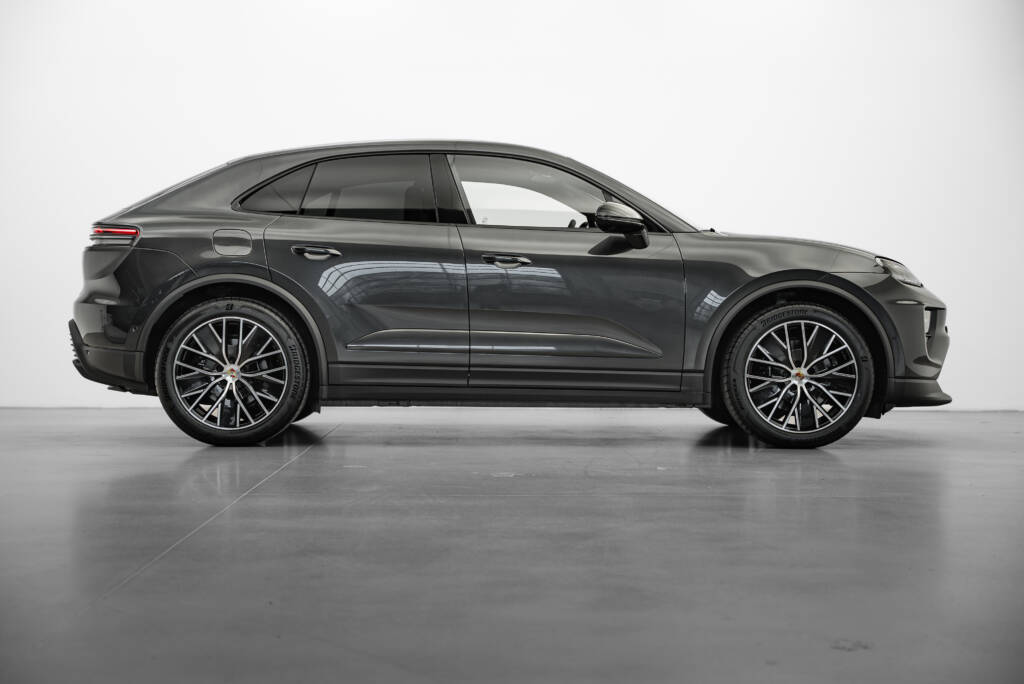Porsche Macan 4S - miniatyr 3