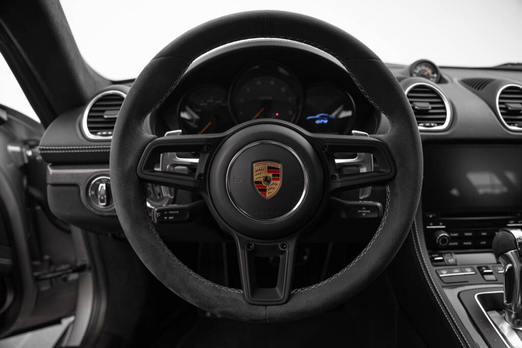 Porsche Cayman 718 GT4 - miniatyr 15