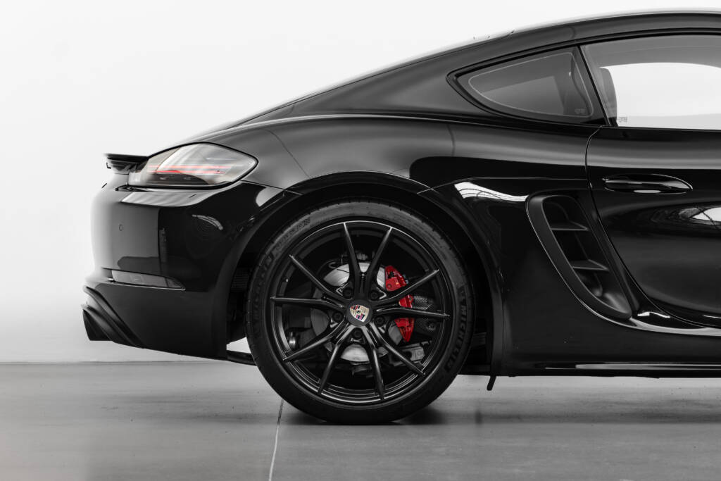 Porsche Cayman 718 GTS - miniatyr 6