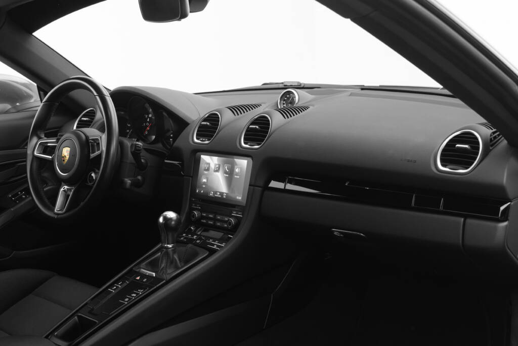 Porsche Cayman 718 T - miniatyr 26