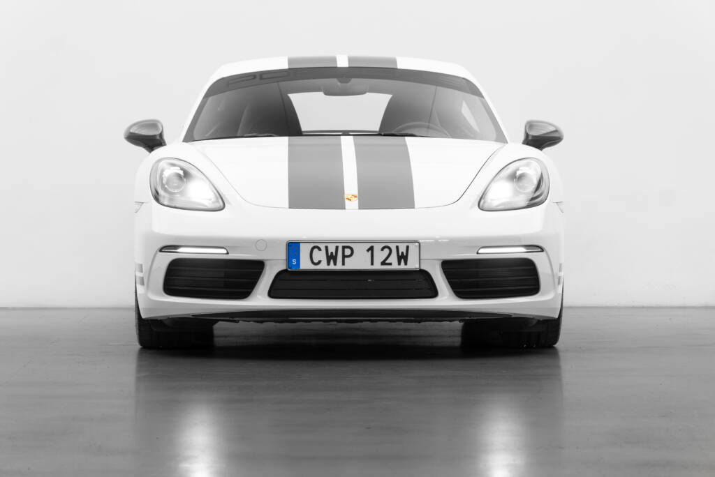Porsche Cayman 718 T - miniatyr 4