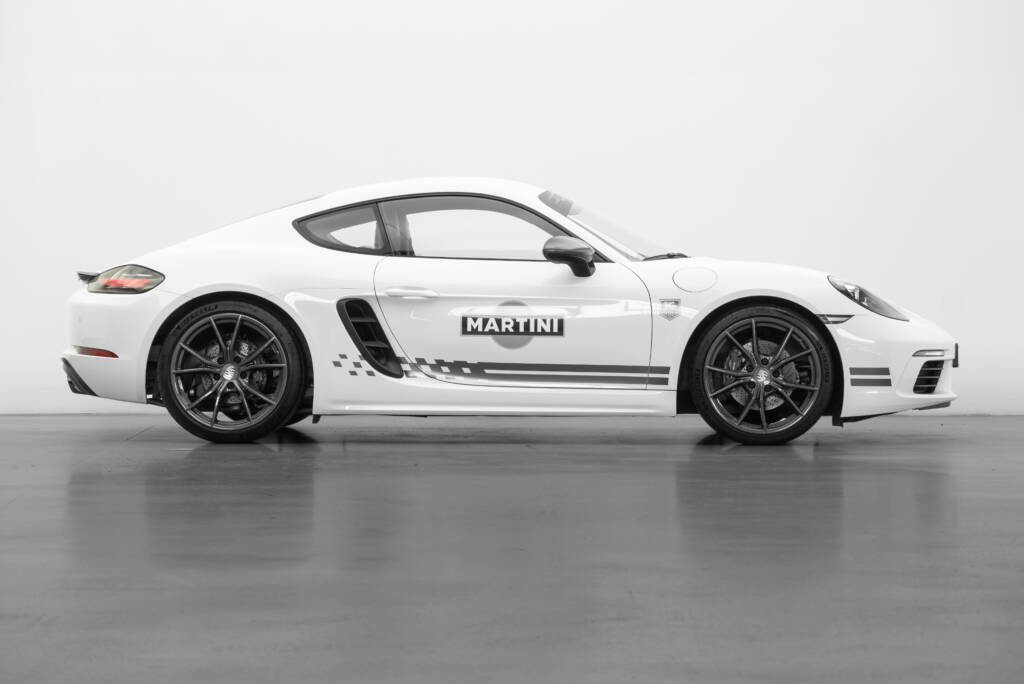 Porsche Cayman 718 T - miniatyr 5
