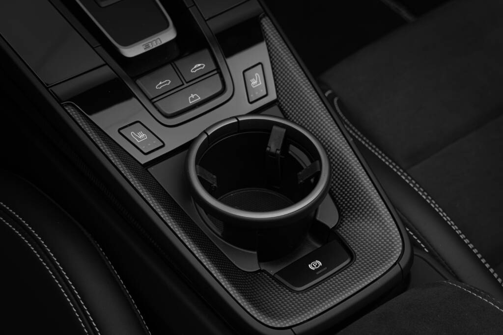 Porsche 911 Carrera GTS Cab - miniatyr 18
