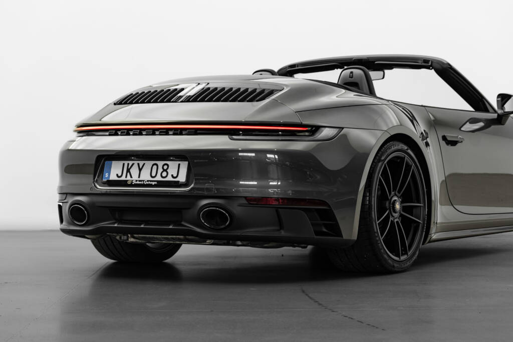 Porsche 911 Carrera GTS Cab - miniatyr 28