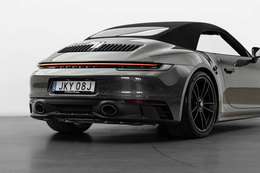 Porsche 911 Carrera GTS Cab - miniatyr 29
