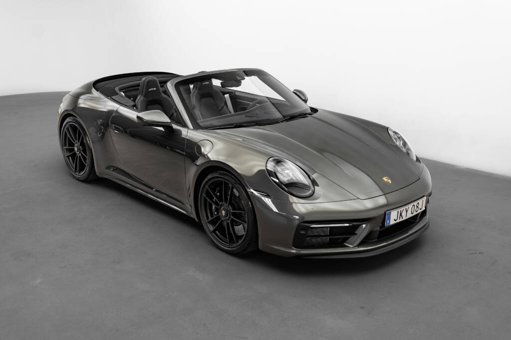 Porsche 911 Carrera GTS Cab - miniatyr 44