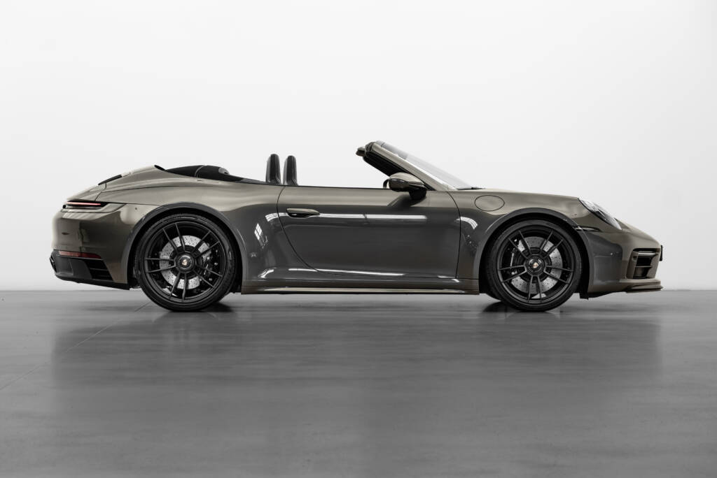 Porsche 911 Carrera GTS Cab - miniatyr 10