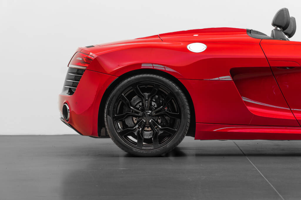 Audi R8 V10 Spyder - miniatyr 11
