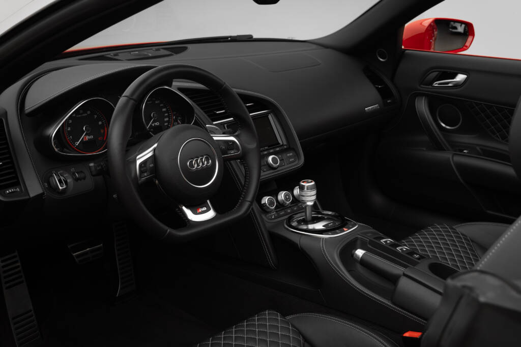 Audi R8 V10 Spyder - miniatyr 14