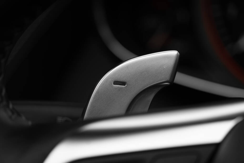 Audi R8 V10 Spyder - miniatyr 27