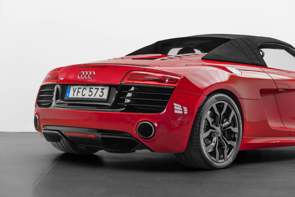 Audi R8 V10 Spyder - miniatyr 30