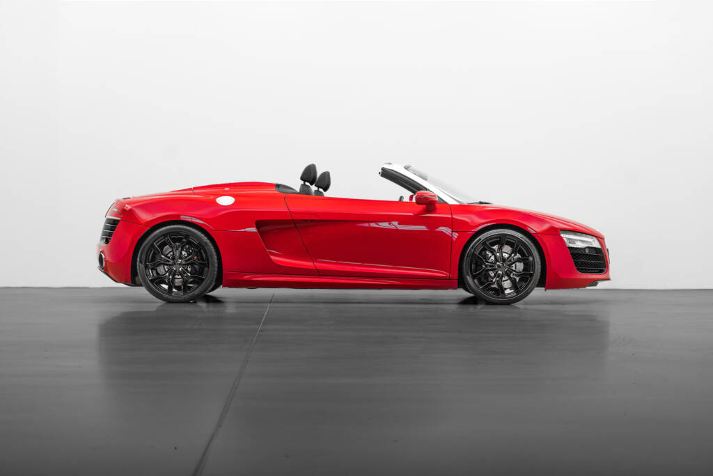 Audi R8 V10 Spyder - miniatyr 10