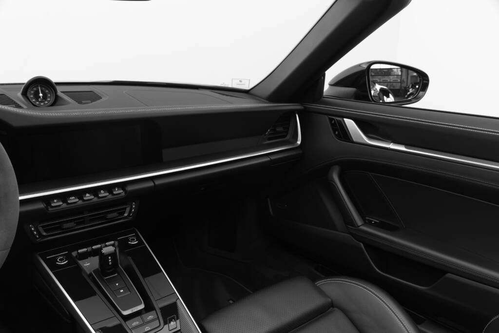 Porsche 911 Carrera 4S Cab - miniatyr 16