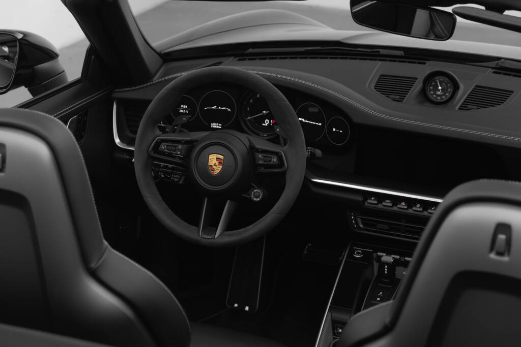 Porsche 911 Carrera 4S Cab - miniatyr 22