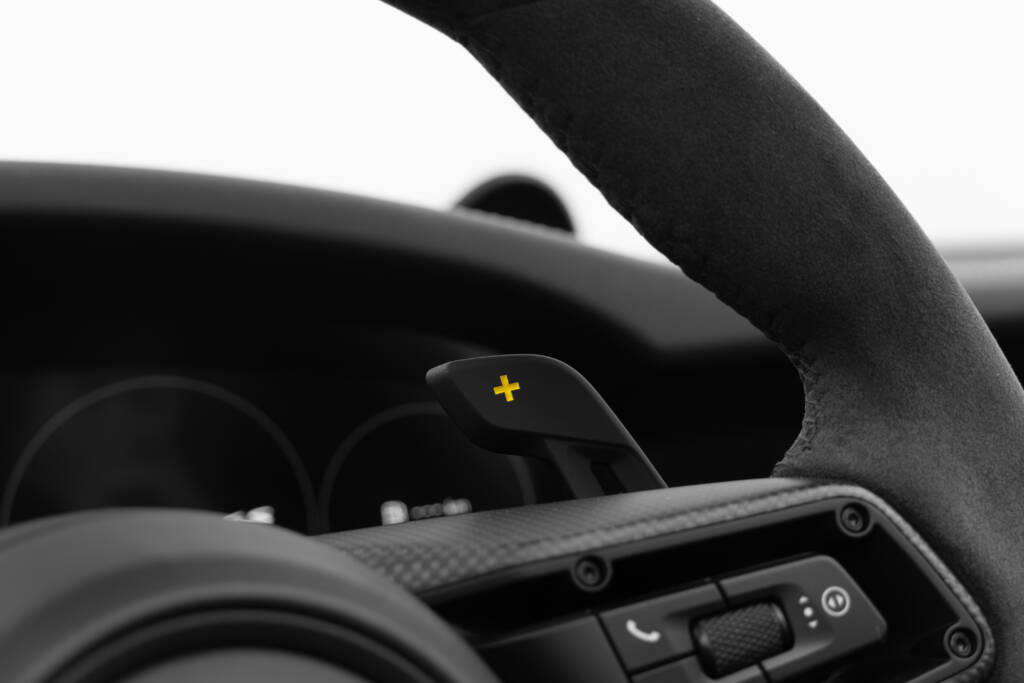 Porsche 911 Carrera 4S Cab - miniatyr 24